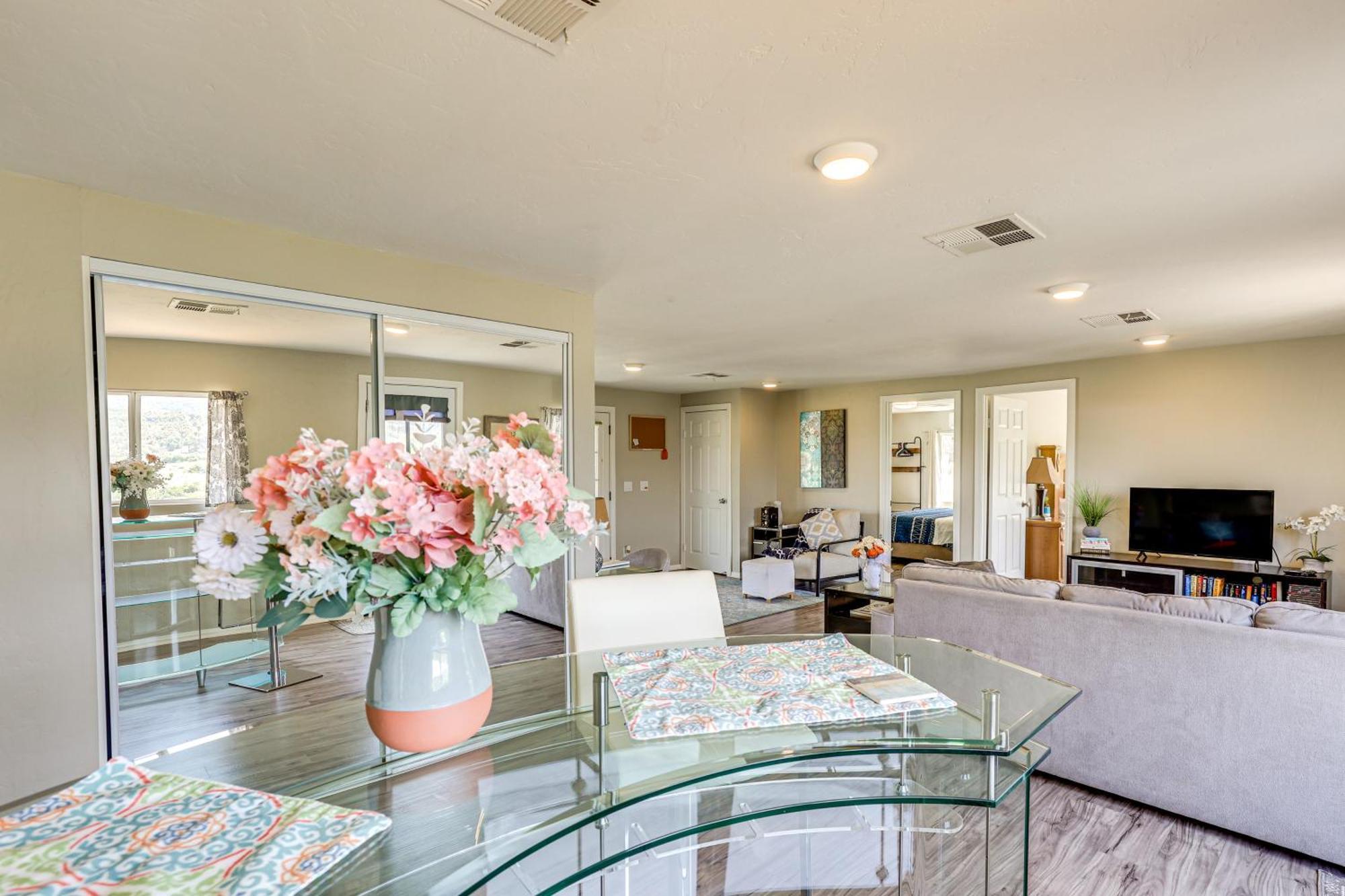 Вилла Escondido Vineyard Estate Walk To Wineries! Экстерьер фото